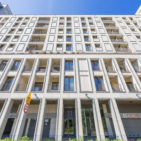 Przytulny Apartament Dla 4 Osob Z Parkingiem By Renters * Warszawa